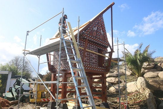 Chantier Maison Traditionnelle Indon&eacute;sienne dans le nouveau Jardin - cr&eacute;dit Tropical Parc (003).jpg (122 KB)